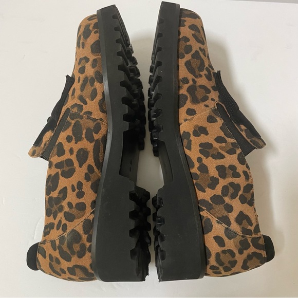 VANELI Zoelie Leopard Tasseled Loafers
Size 6.5 - Picture 7 of 16